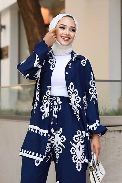 Etnik Desenli Viskon Kumaş Tesettür Takım-Lacivert - 2