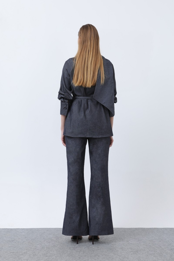 Kadın Kruvaze Yaka Kemer Detaylı Pantolonlu Denim Takım-Füme - 3