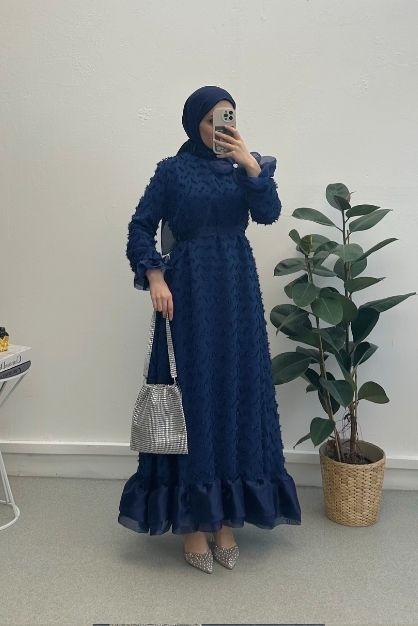 Yakası Broşlu Feray Abiye Elbise Lacivert - 4